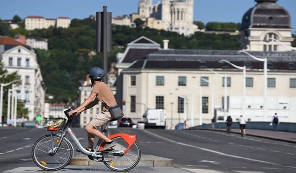 Vélo’v, une idée géniale pour lutter contre la pollution en ville